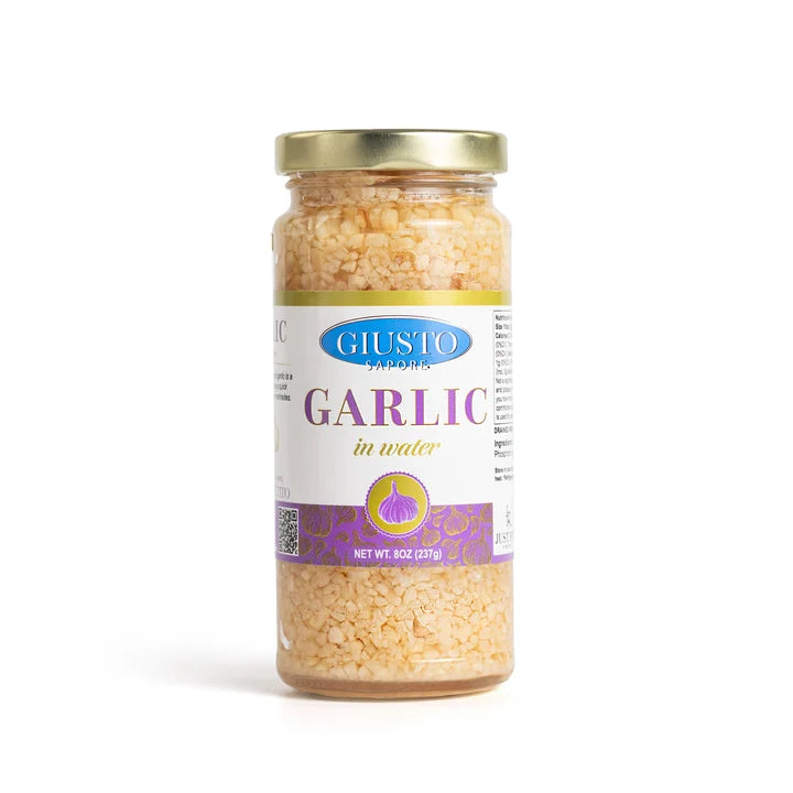 Chopped Garlic in Water Giusto 8 Oz (237 Gr)